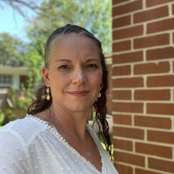 Meet your Posher, Judy - Picture 2 of 2